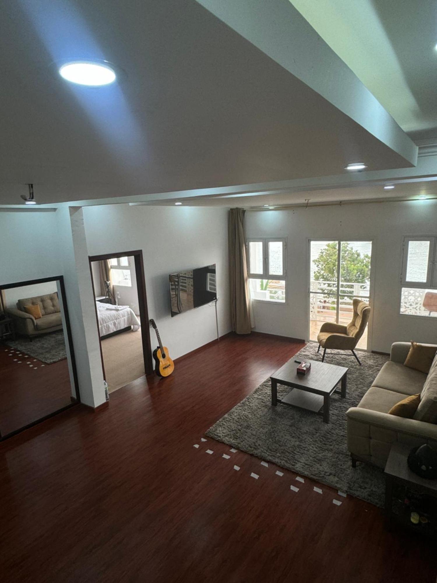 Ferienwohnung Muttrah Souq And Sea View Maskat Exterior foto