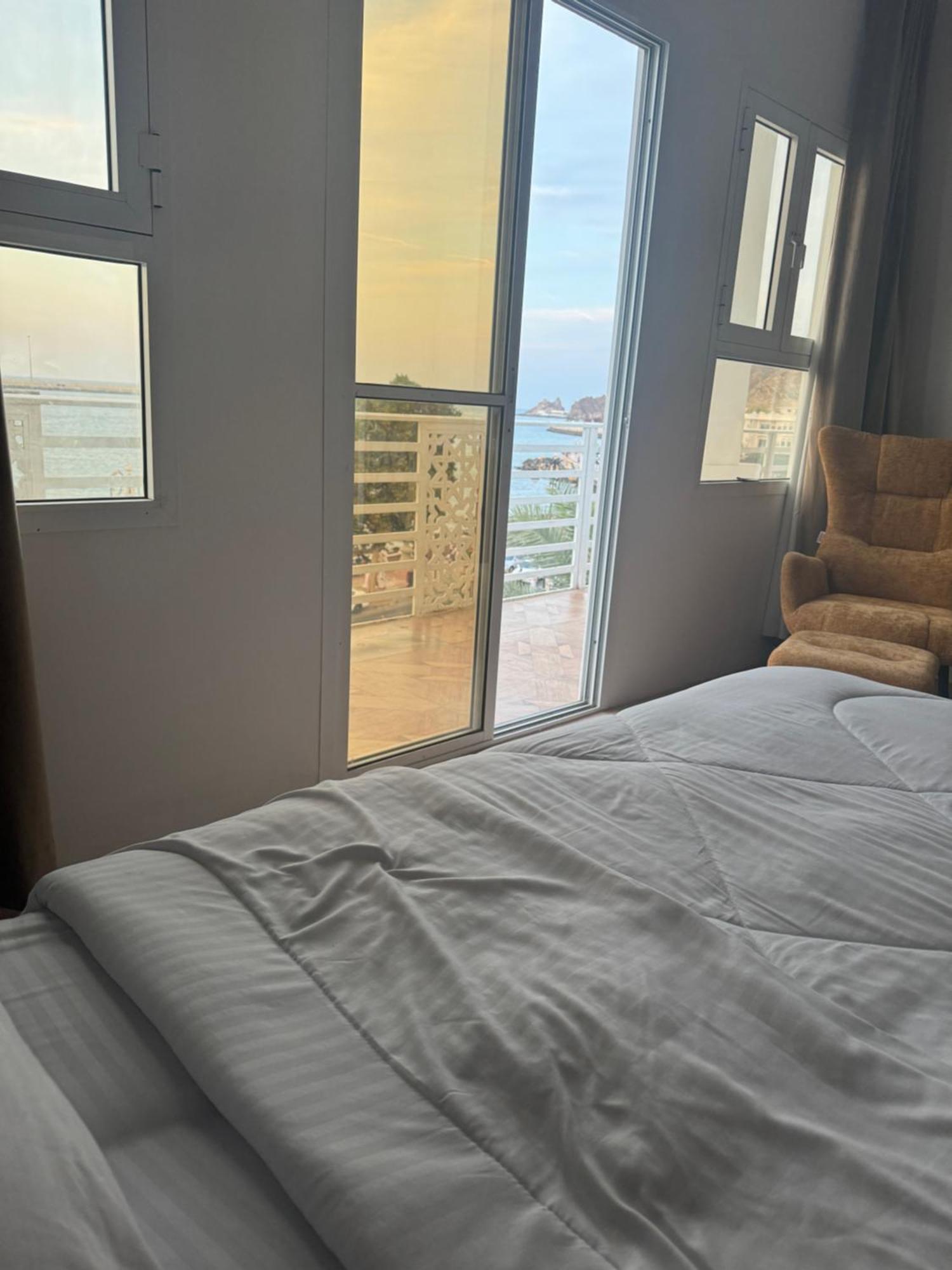 Ferienwohnung Muttrah Souq And Sea View Maskat Exterior foto