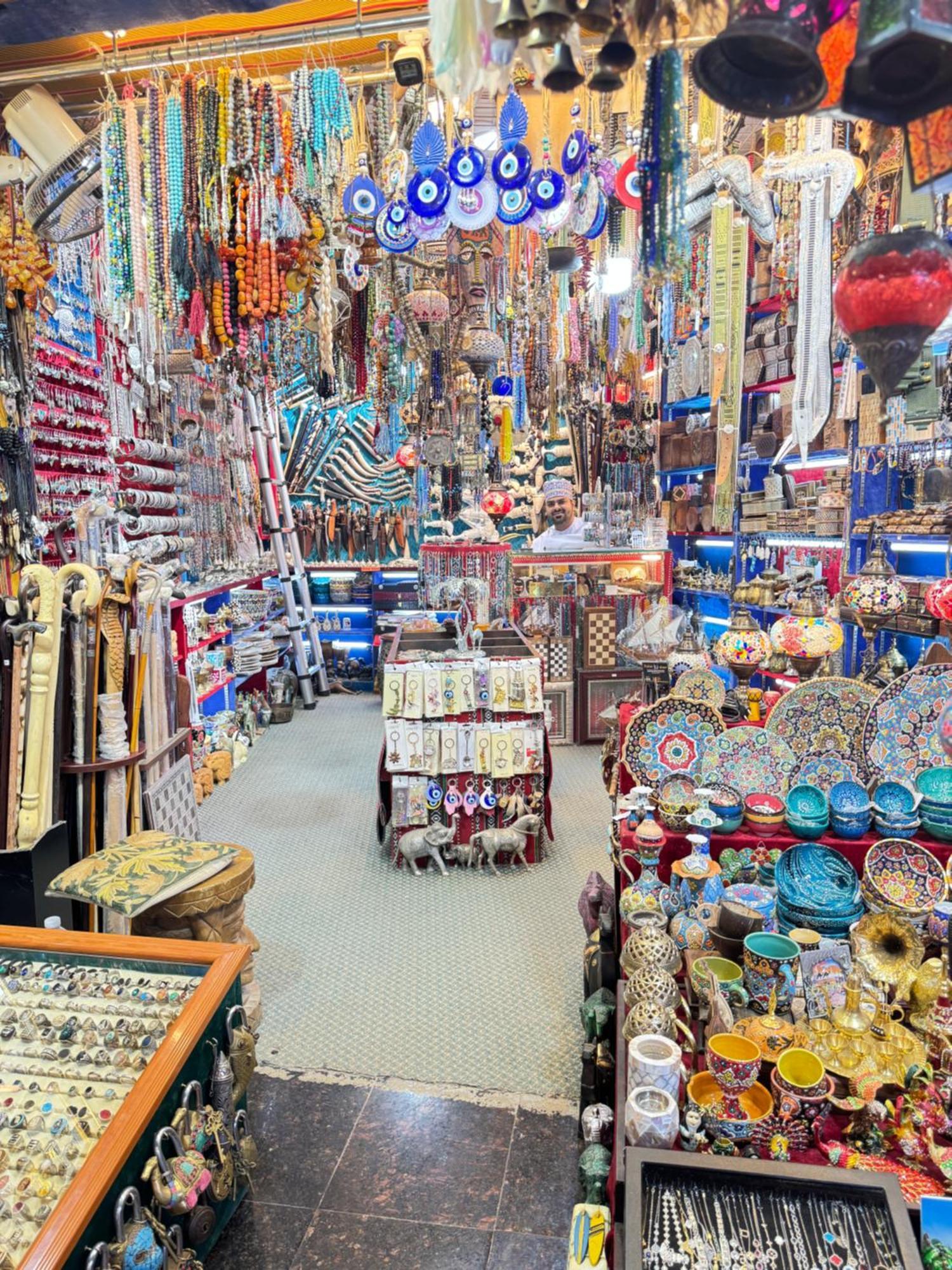 Ferienwohnung Muttrah Souq And Sea View Maskat Exterior foto